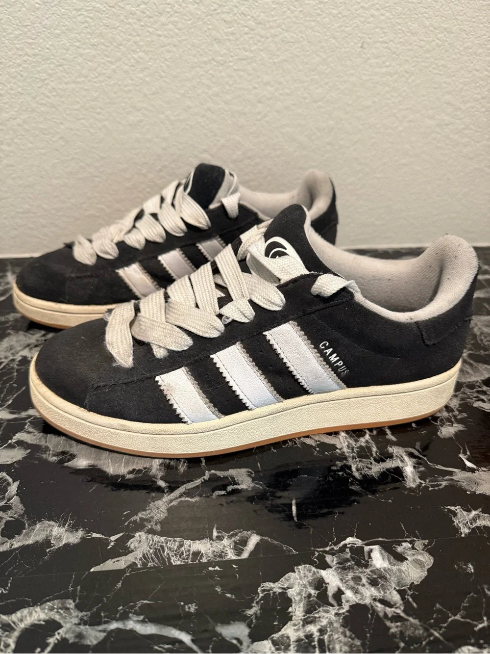Adidas Campus 00 black sneakers